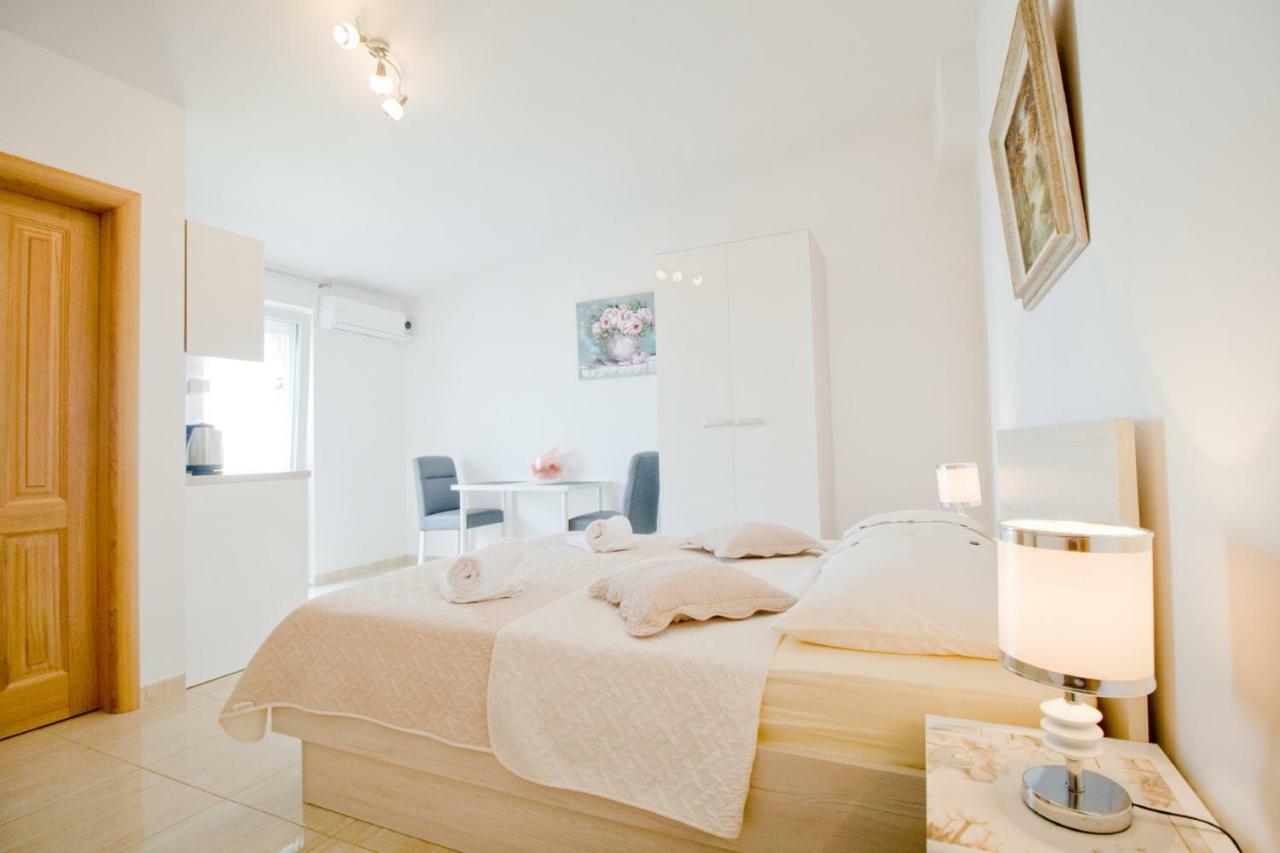 Villa Ivana มาคาร์สกา ภายนอก รูปภาพ