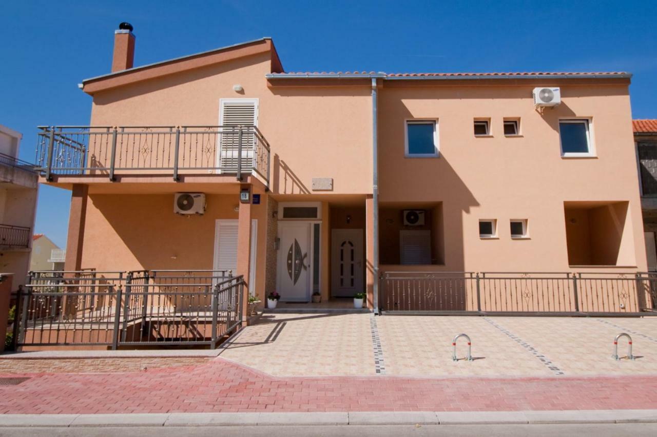 Villa Ivana มาคาร์สกา ภายนอก รูปภาพ